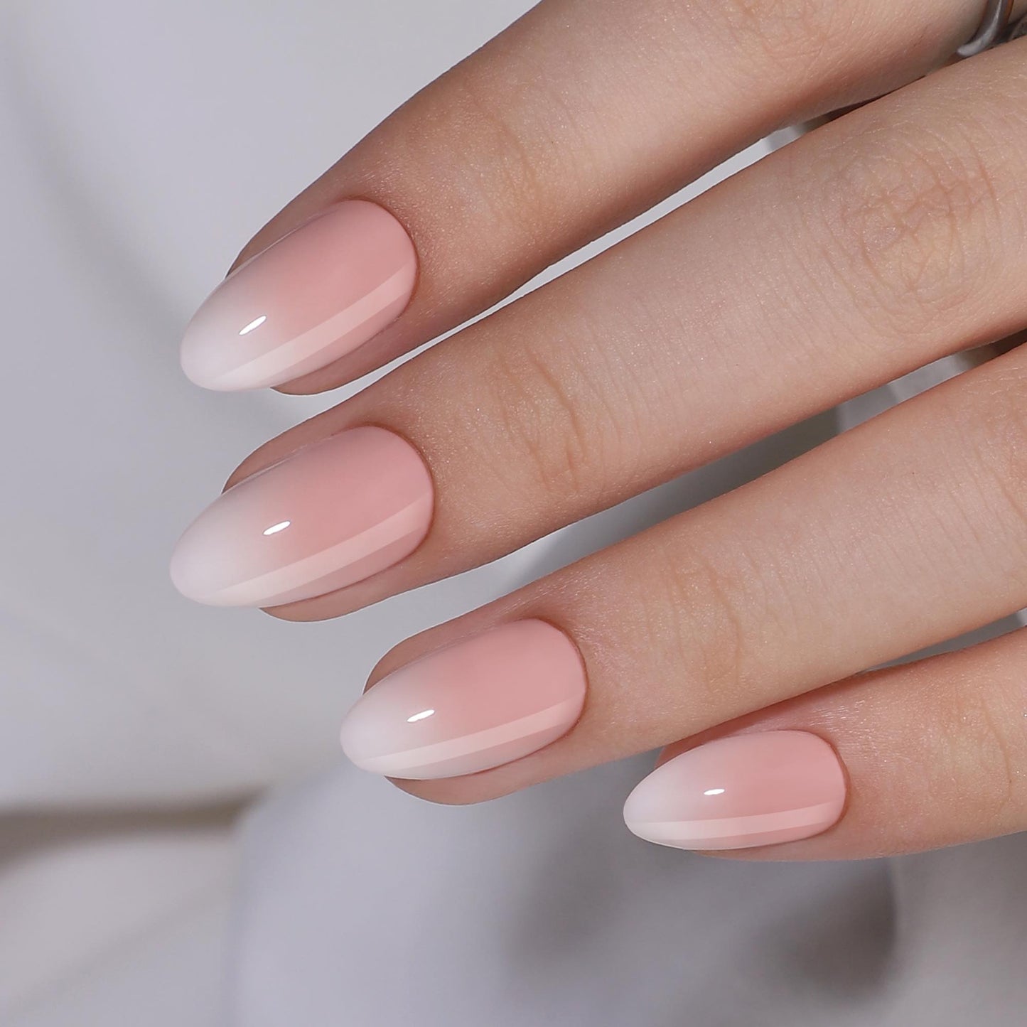 Ombre Blanc Classic - Press on Gel Nails