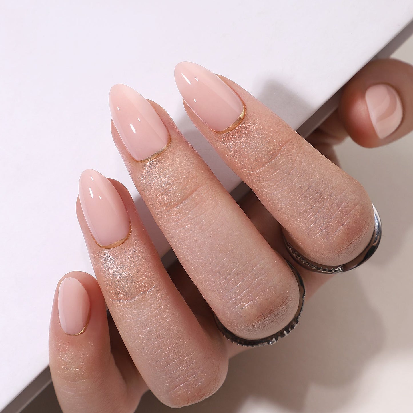 Dior Crescent - Press on Gel Nails